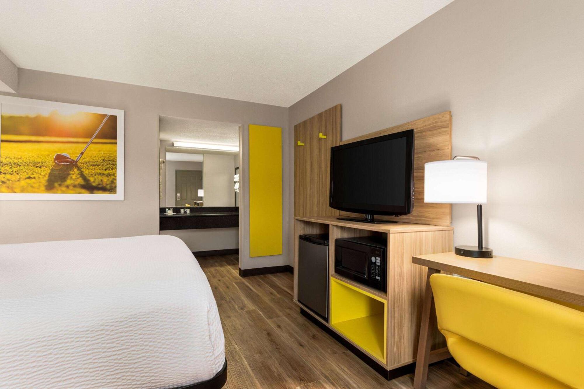 Days Inn by Wyndham Kuttawa/Eddyville Bagian luar foto