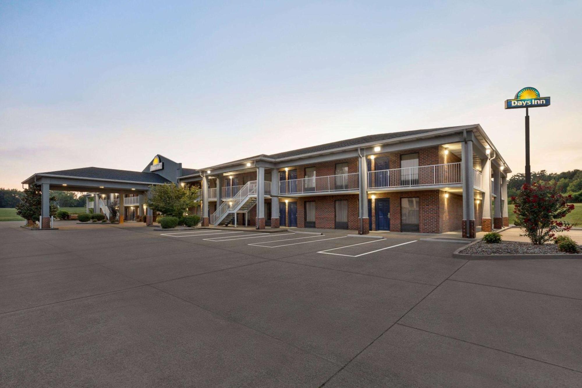 Days Inn by Wyndham Kuttawa/Eddyville Bagian luar foto